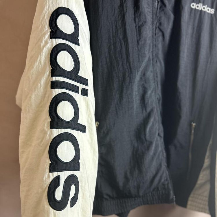 Immagine di Vintage adidas embroidered quilted zip up coat 3