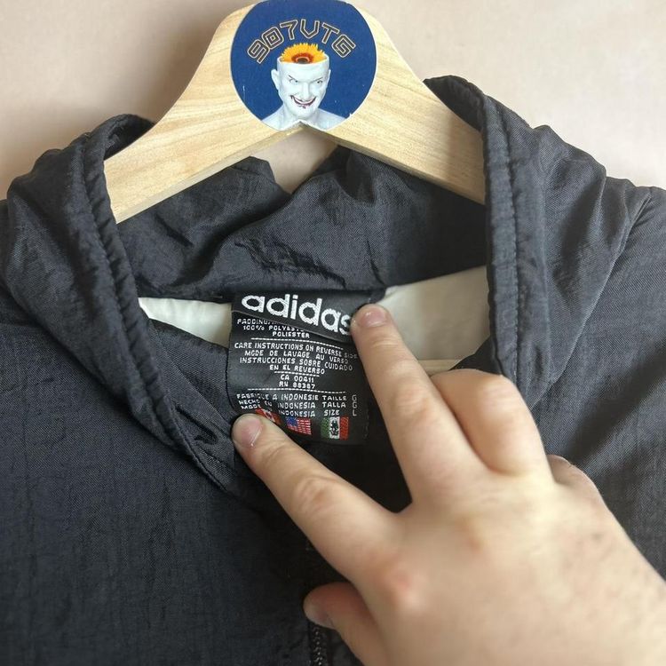 Immagine di Vintage adidas embroidered quilted zip up coat 6
