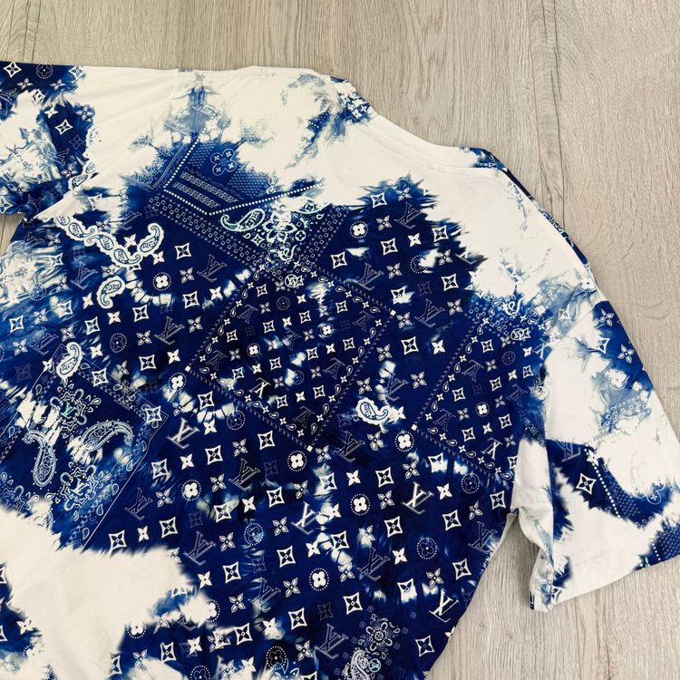 Louis Vuitton Men’s Monogram Bandana T-Shirt - Medium 2