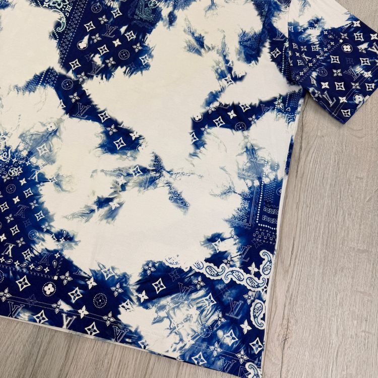Louis Vuitton Men’s Monogram Bandana T-Shirt - Medium 9