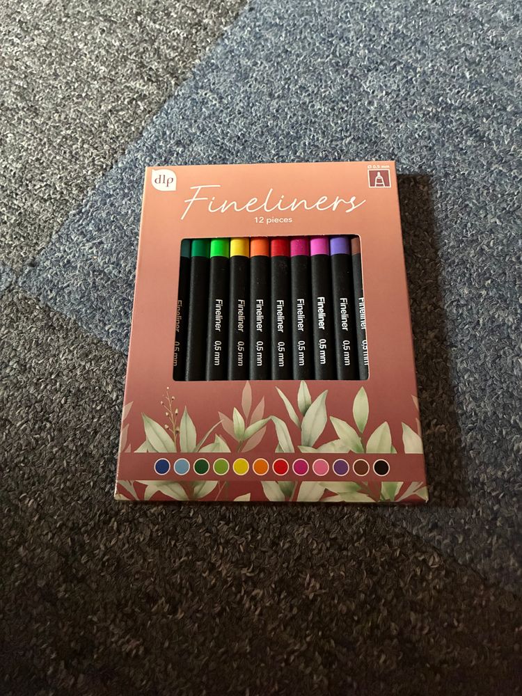 Set Set Of 12 Fineliner Pens product image