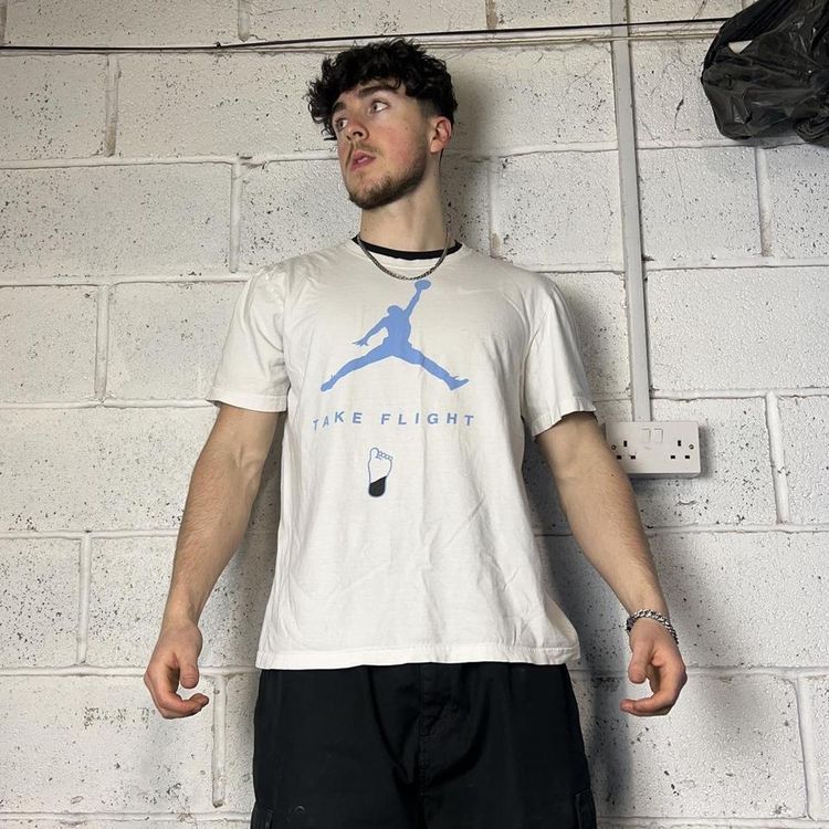 Vintage Nike Air Jordan Graphic Printed Tee 5