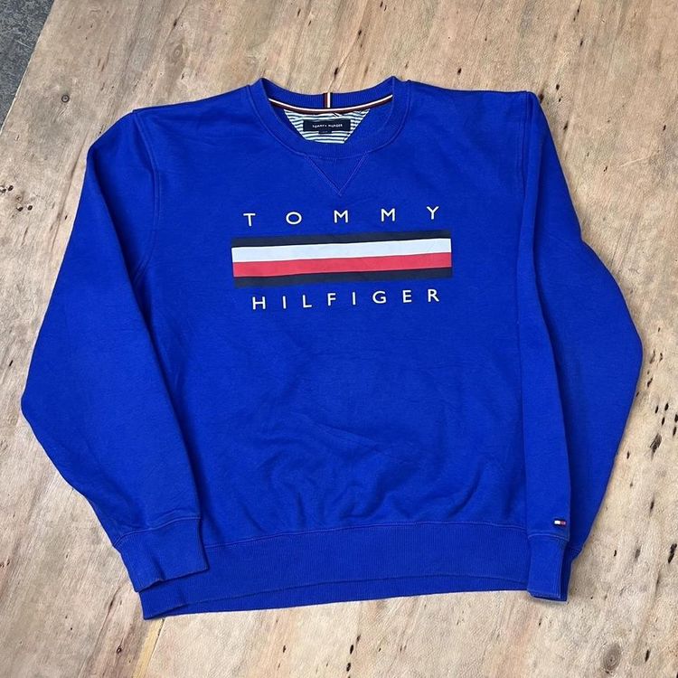 Vintage Tommy Hilfiger Embroidered Graphic Printed Sweatshirt
