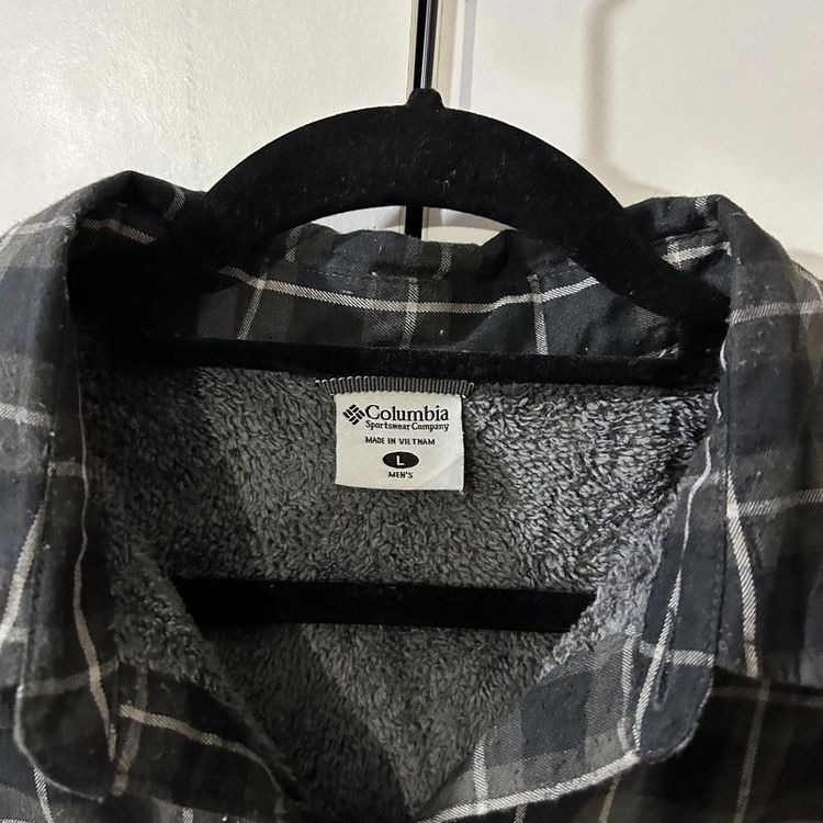 Vintage Columbia Workwear Flannel Shirt with fluffy inside image 2