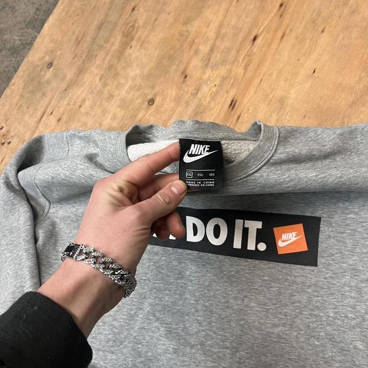 Vintage Nike Just Do It Graphic Printed Sweatshirt image 5