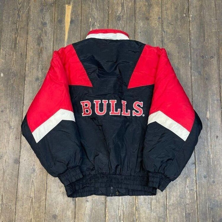 Chalk Line Chicago Bulls Pro Sport 90s Puffer Bomber Jacket, Black, Mens Large