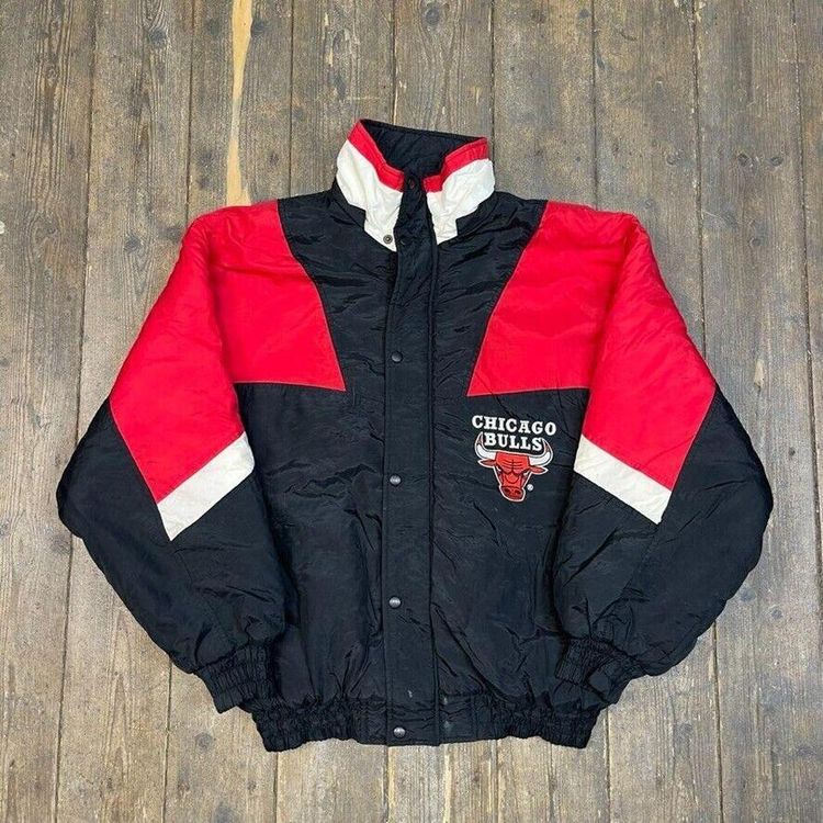 Chalk Line Chicago Bulls Pro Sport 90s Puffer Bomber Jacket, Black, Mens Large 2