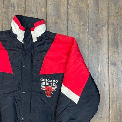 Chalk Line Chicago Bulls Pro Sport 90s Puffer Bomber Jacket, Black, Mens Large 3