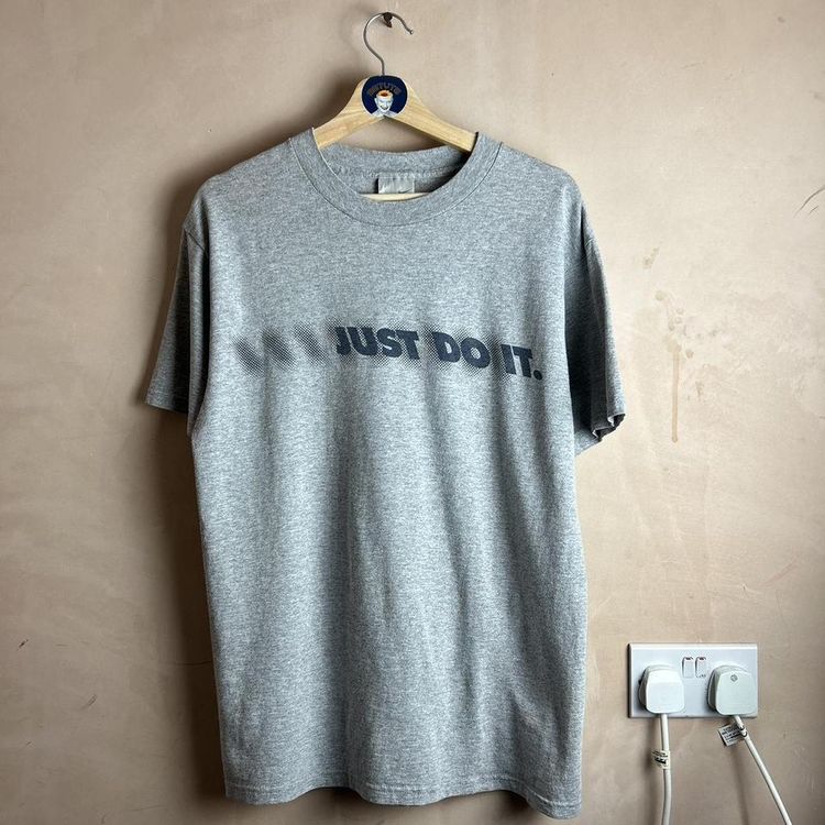 Vintage Y2K Nike just do it graphic t shirt