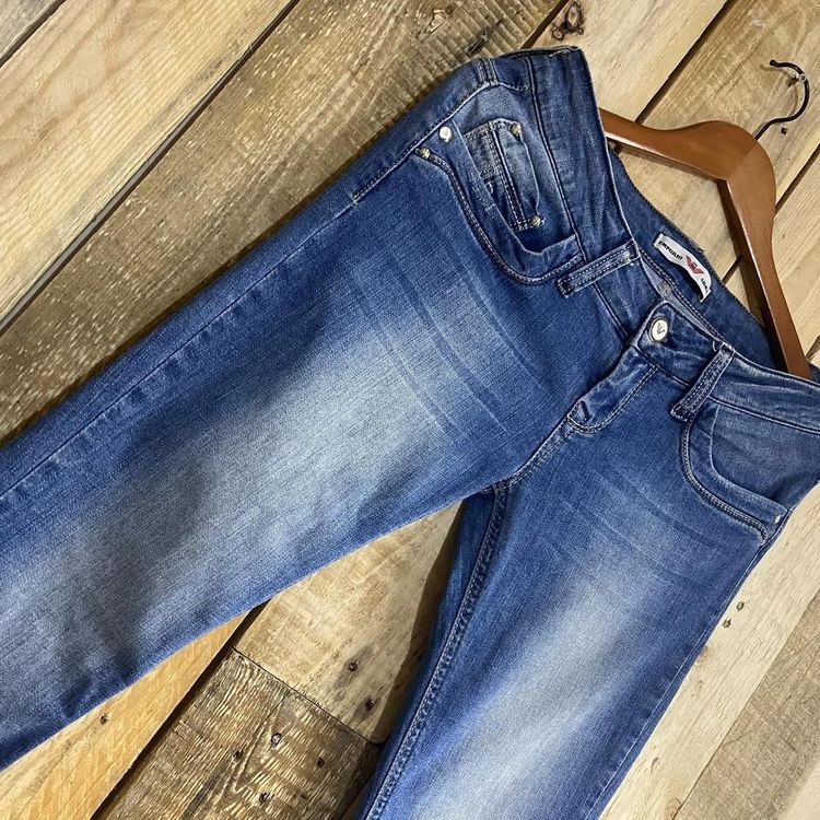 Emporio Armarni Ladies Jeans Y2K image 2