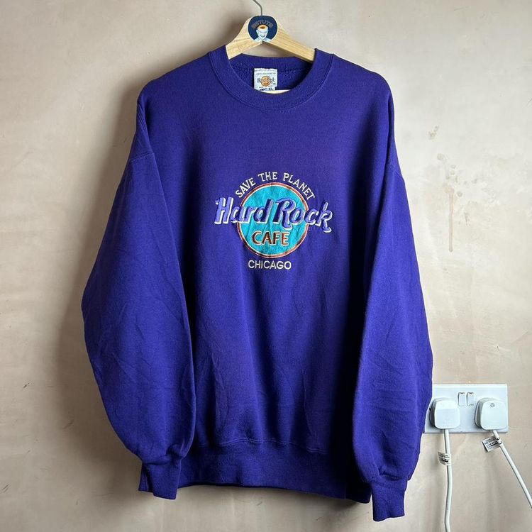 Vintage Hard Rock Cafe Chicago embroidered logo sweatshirt