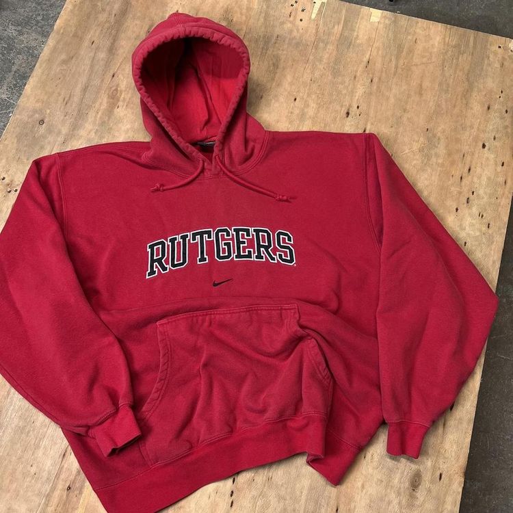Vintage Nike Team x Rutgers University Graphic Hoodie image 2