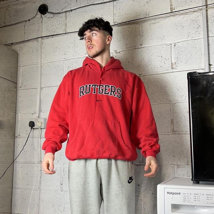 Vintage Nike Team x Rutgers University Graphic Hoodie image 5
