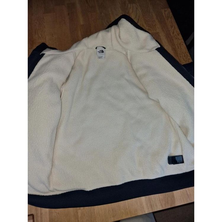 The North Face Navy Cuchillo insulated jacket image 8