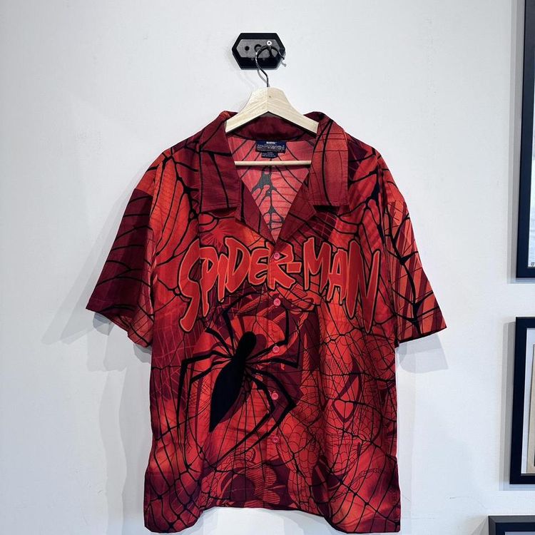 Vintage 2002 Marvel Spider-Man all over print shirt