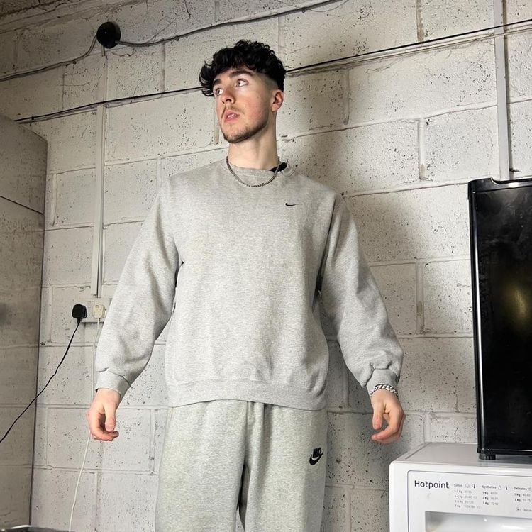 Vintage Nike Swoosh Embroidered 2000s Sweatshirt image 6