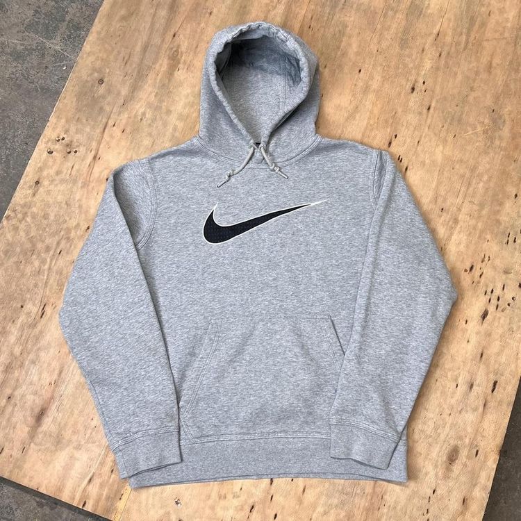 Vintage Nike Swoosh Embroidered Graphic Hoodie
