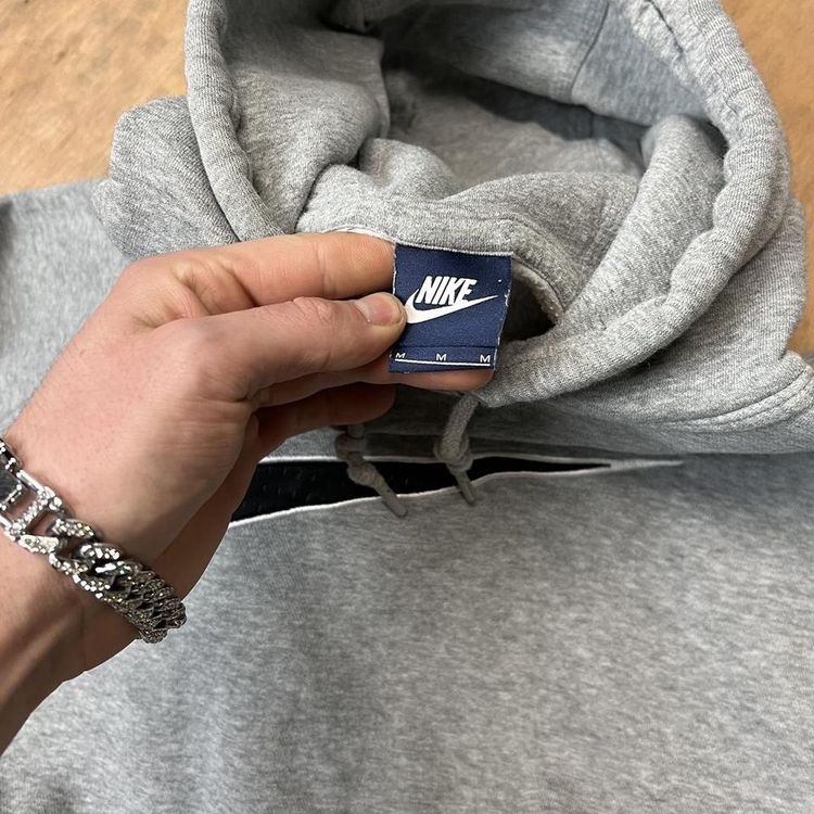 Vintage Nike Swoosh Embroidered Graphic Hoodie imagen 8