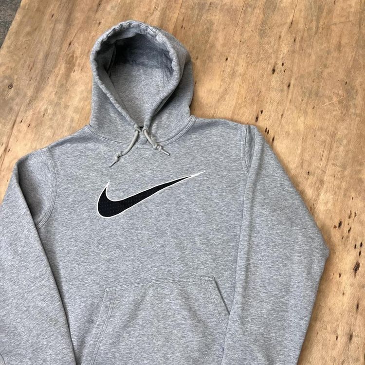 Vintage Nike Swoosh Embroidered Graphic Hoodie imagen 5