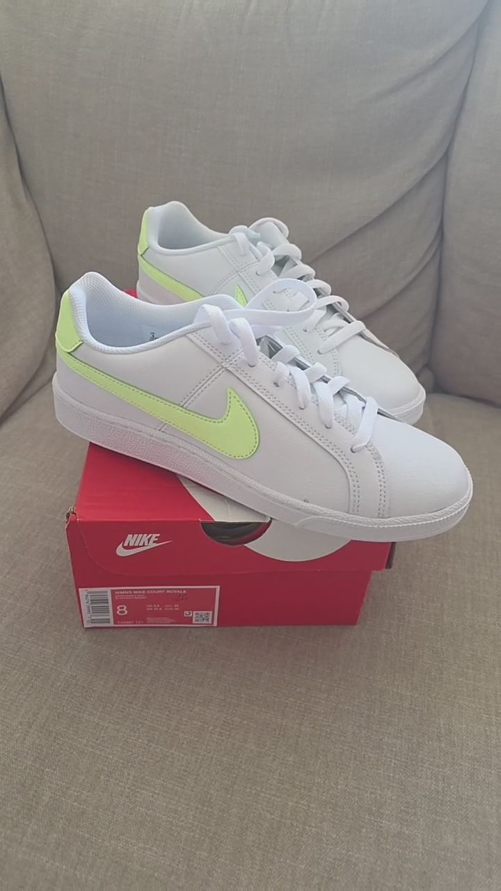 Nike Court Royale image 1