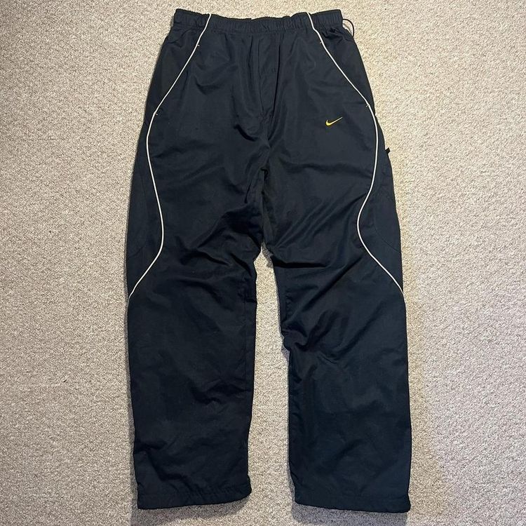 Immagine di 00s Nike Shox Swoosh Shell Tracksuit Bottoms 2
