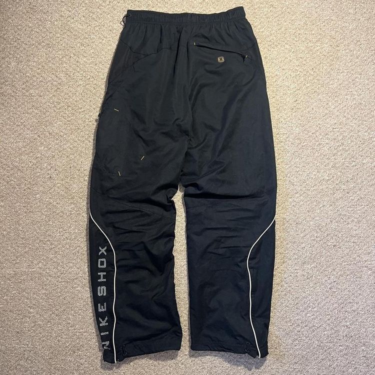 Immagine di 00s Nike Shox Swoosh Shell Tracksuit Bottoms 3