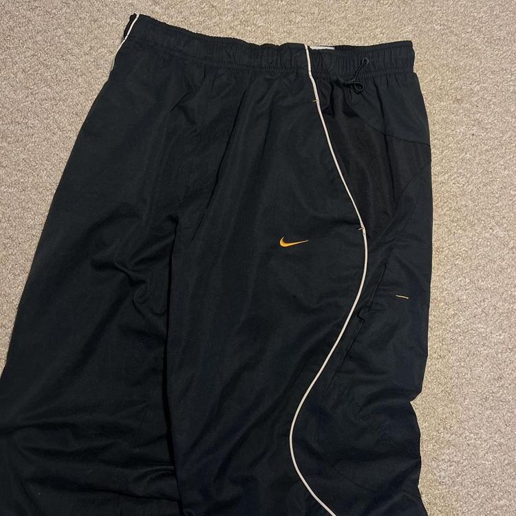 Immagine di 00s Nike Shox Swoosh Shell Tracksuit Bottoms 4