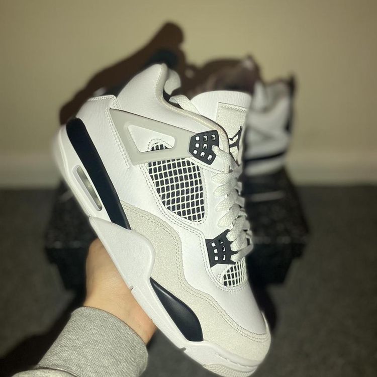 Jordan Jordan 4 miltarly black product image