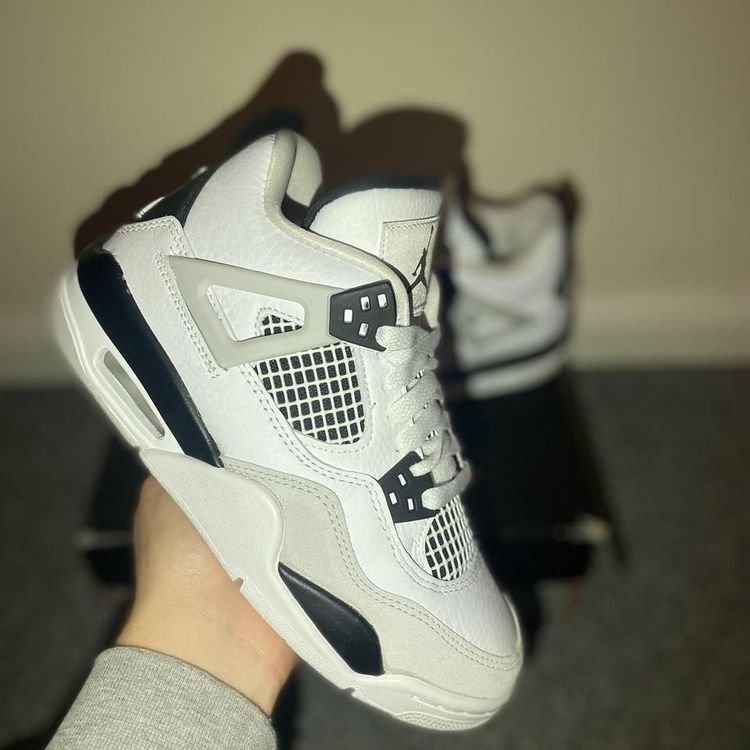 Jordan 4 military black GS