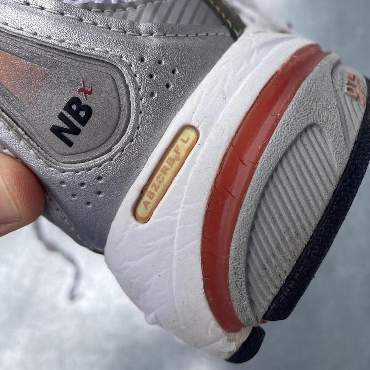 New Balance 1062 8