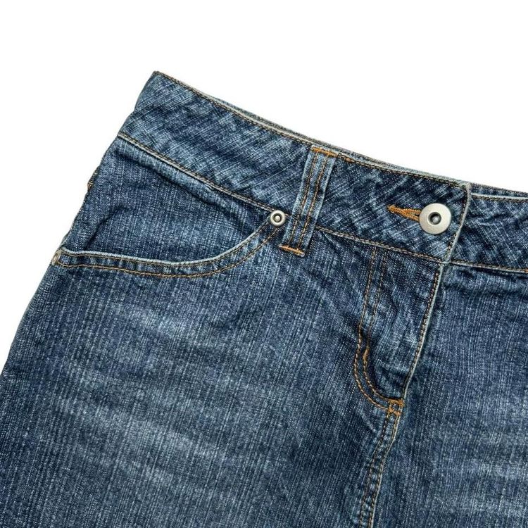 Y2K grain wash denim mini skirt with a raw hem image 2
