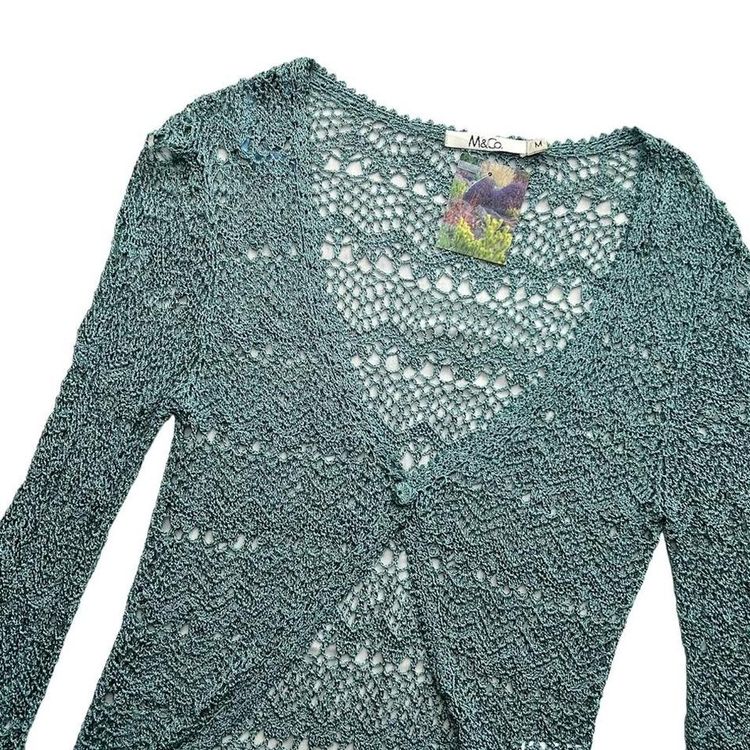 Turquoise flared sleeve crochet cardigan with one button fastening image 2