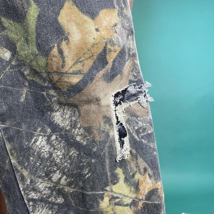 Immagine di Vintage realtree straight legged jeans. 5