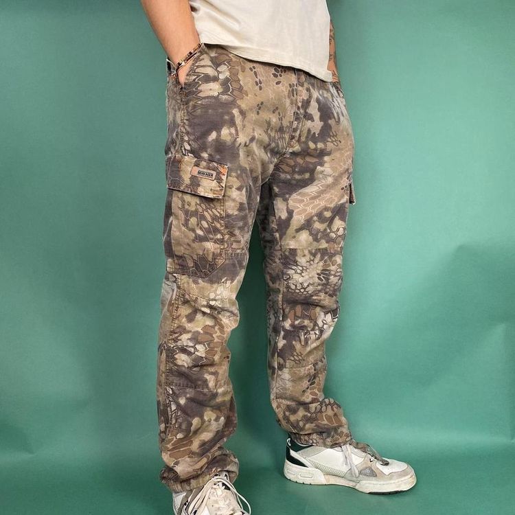 Other Vintage dead deer realtree camo pants. product image