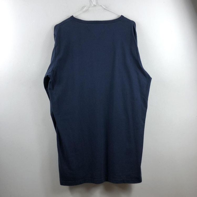 Navy vintage Tommy Hilfiger t shirt 5