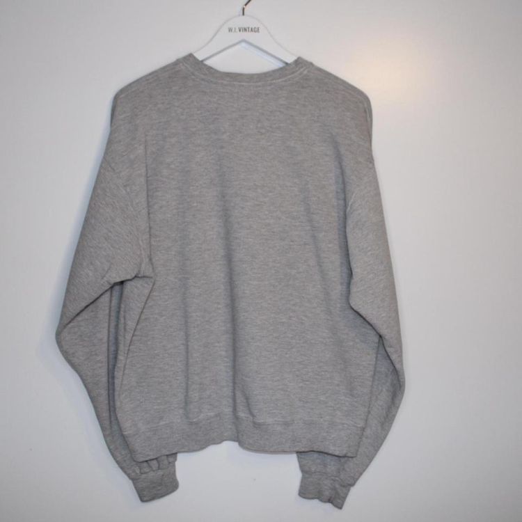 Champion Classic large plain grey sweater size large. 6