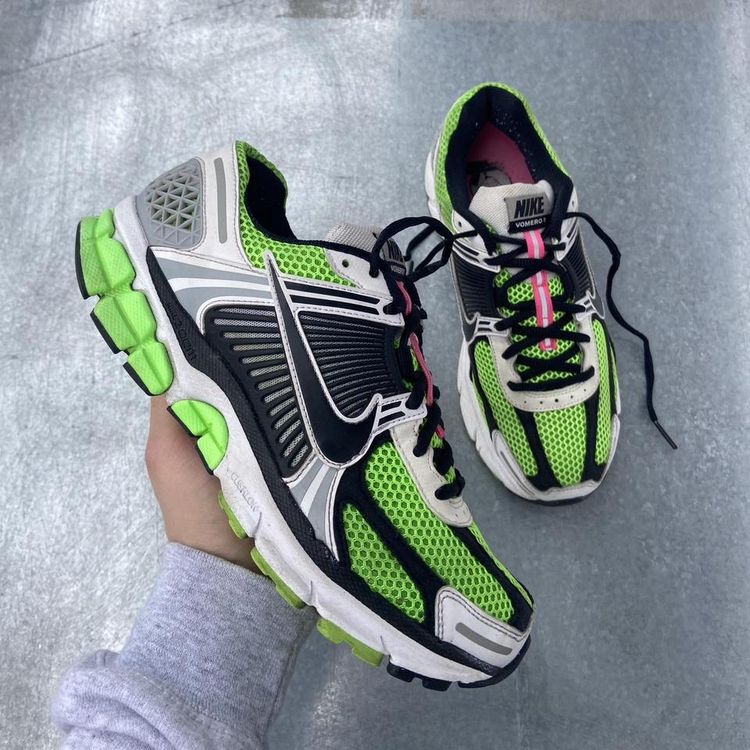 Nike air zoom vomero 5