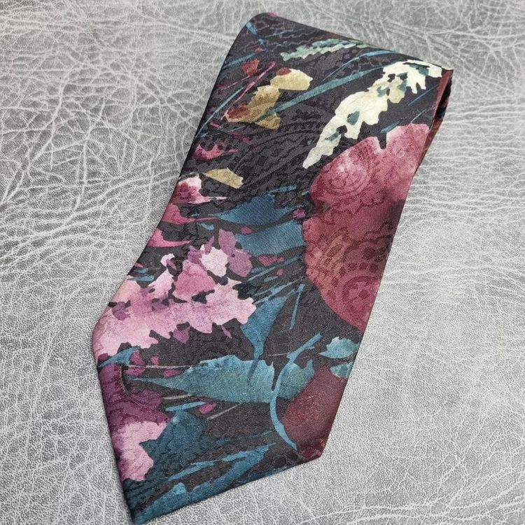 Vintage Mens Tie HANDMADE Beekman Place Necktie Retro SILK 80s Abstract tie image 2