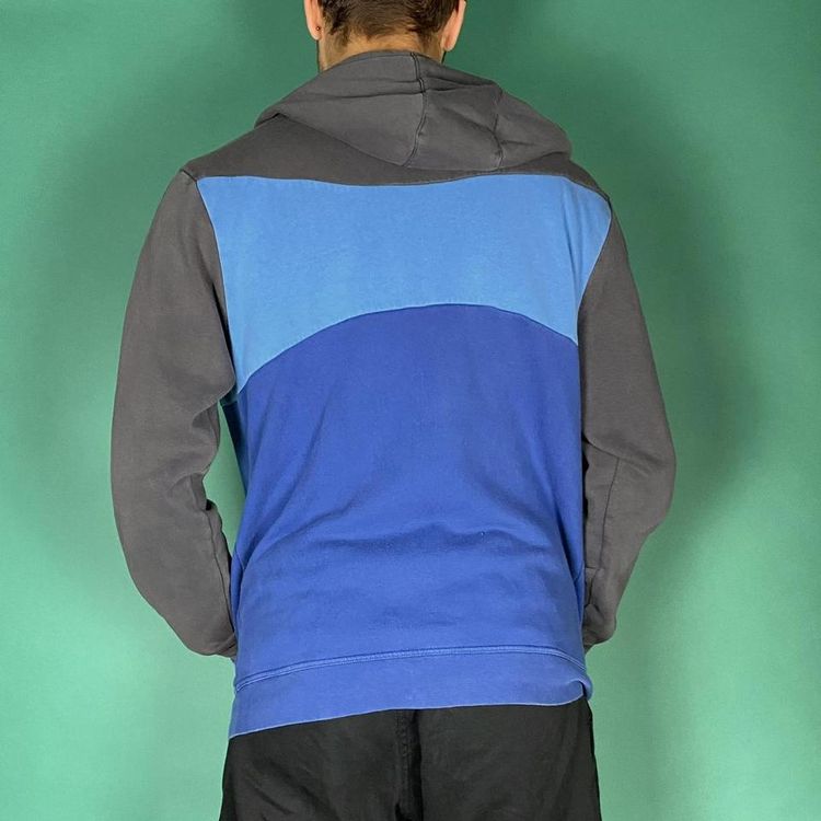 Immagine di Vintage y2k adidas zip up hoodie blue grey. 3
