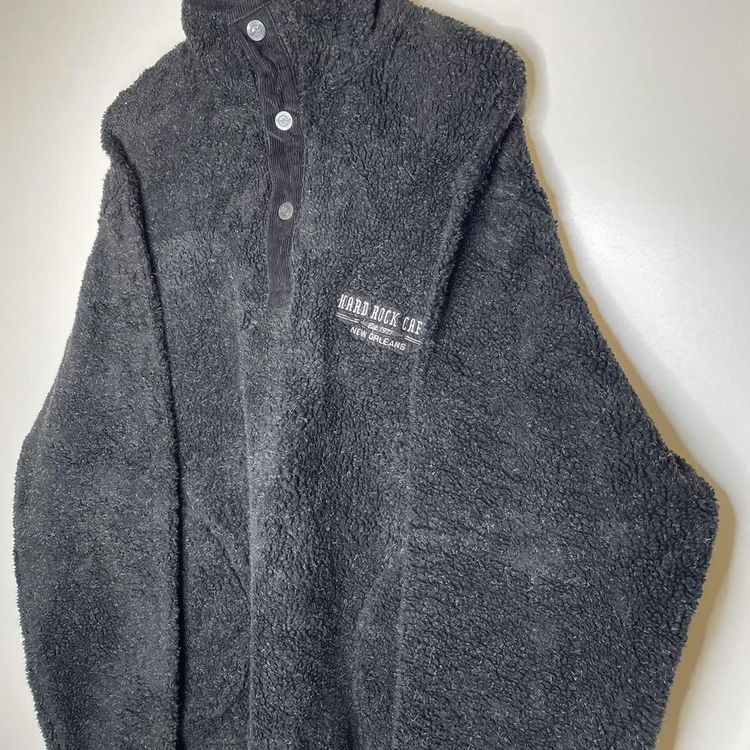 Hard Rock Cafe black fleece sweater size Xx-Large based on p2p see size guide - location New Orleans 2