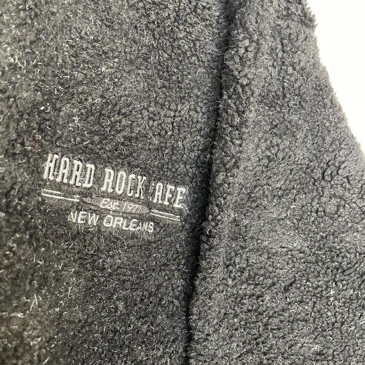 Hard Rock Cafe black fleece sweater size Xx-Large based on p2p see size guide - location New Orleans 3