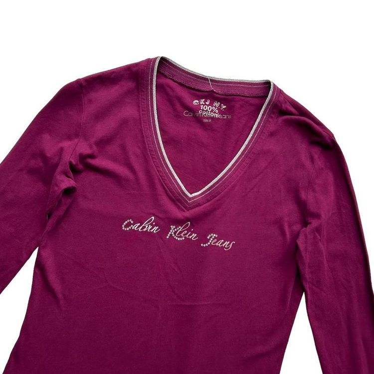 Y2k magenta/ purple long sleeve v neck graphic tshirt with a printed and diamante silver logo image 2