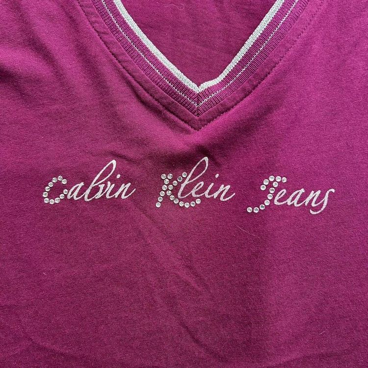 Y2k magenta/ purple long sleeve v neck graphic tshirt with a printed and diamante silver logo image 3