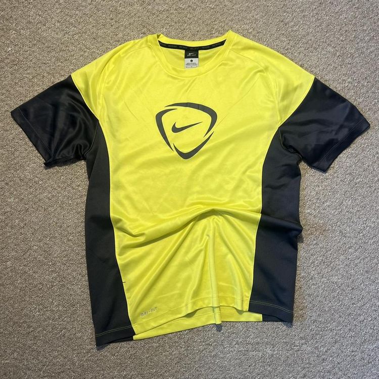 00s Nike T90 Swoosh Tee