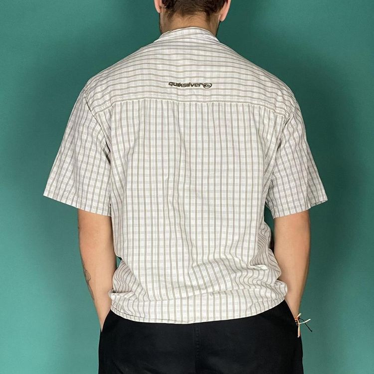 Vintage y2k quiksilver checkered shirt beige. imagen 4