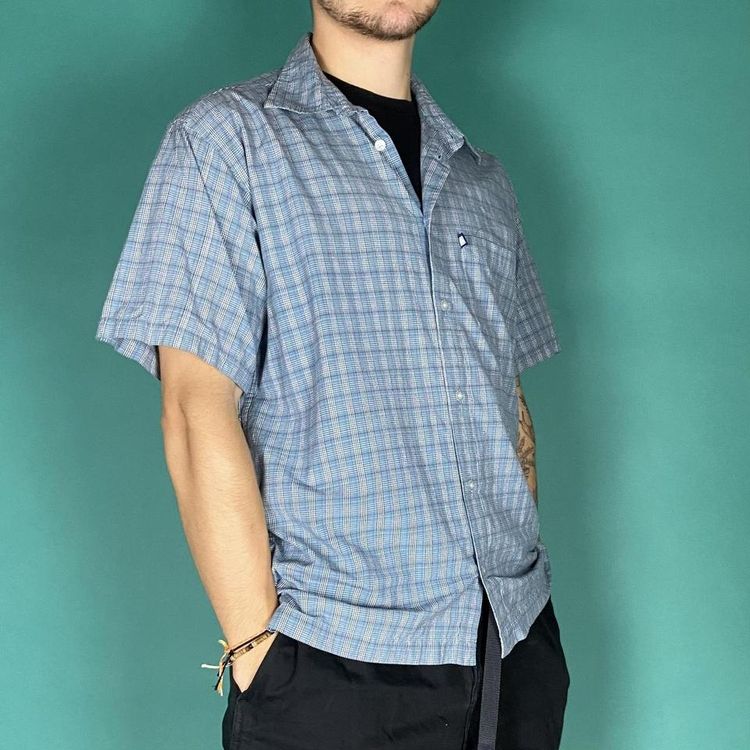 Immagine di Vintage y2k quiksilver checkered shirt blue. 2