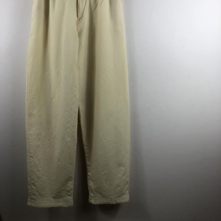 Yellow trousers 2
