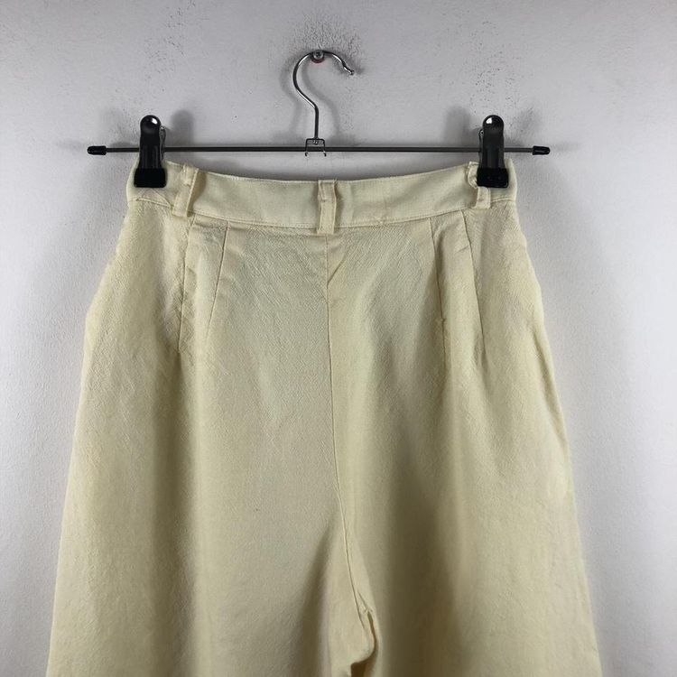Yellow trousers 6