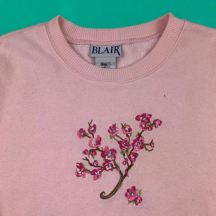 Blair Vintage 90s Cute Embroidered Cherry Blossom Sweatshirt Jumper Pink S image 2