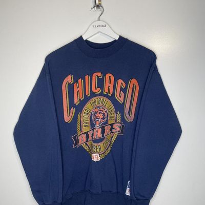NFL Nutmeg Chicago Bears sweatshirt L navy sweater national football league size large. 90s